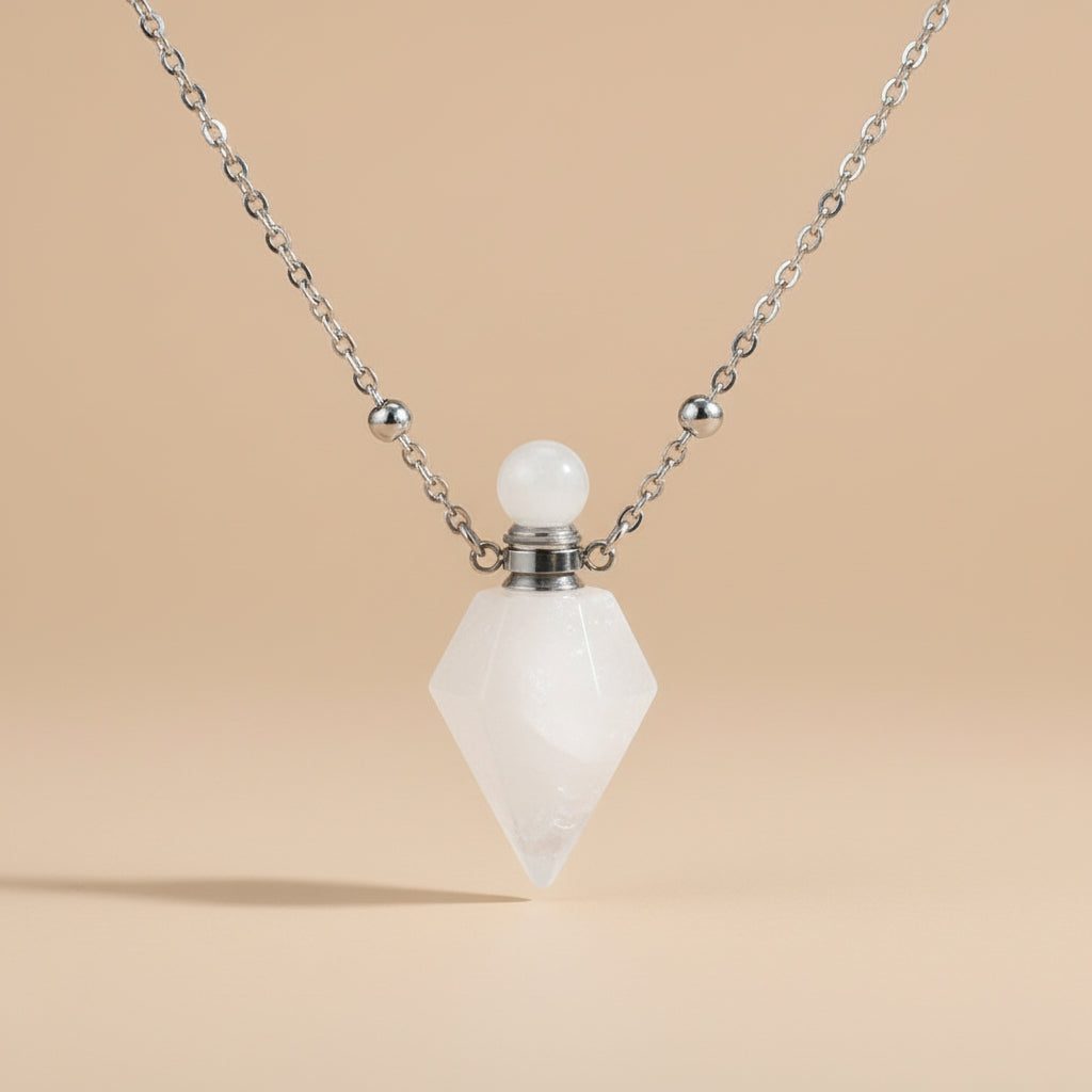 Collier Bouteille de Parfum en Cristal Naturel